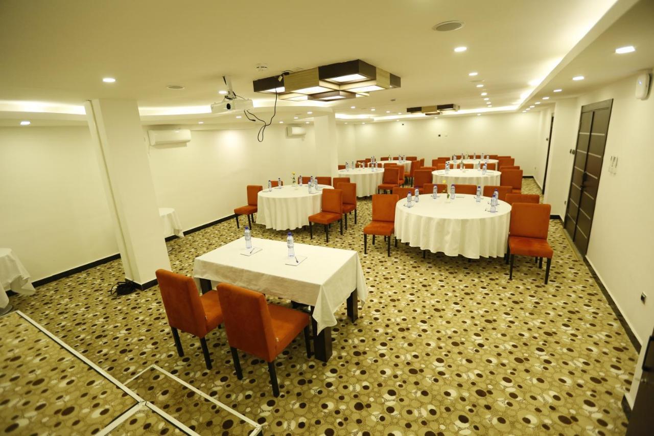Cassiopeia Hotel Addis Ababa Exterior photo