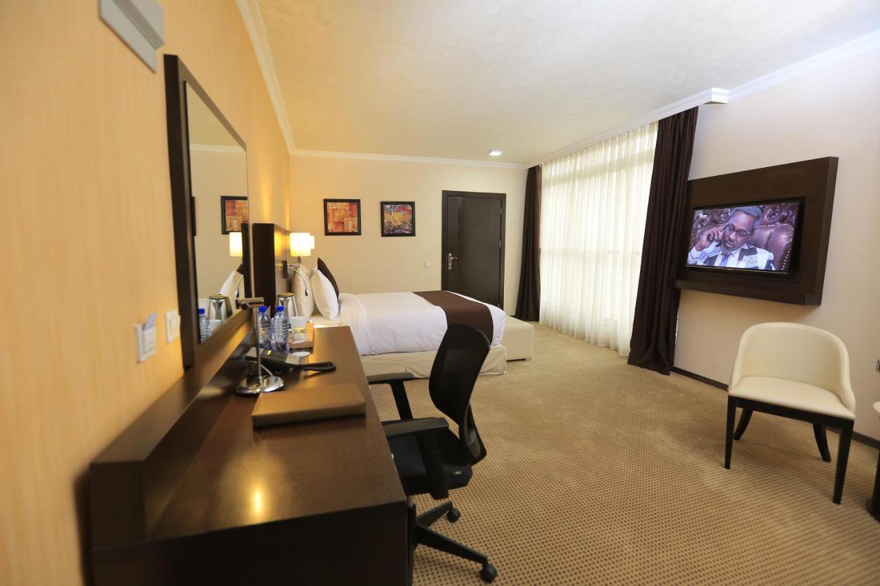 Cassiopeia Hotel Addis Ababa Exterior photo