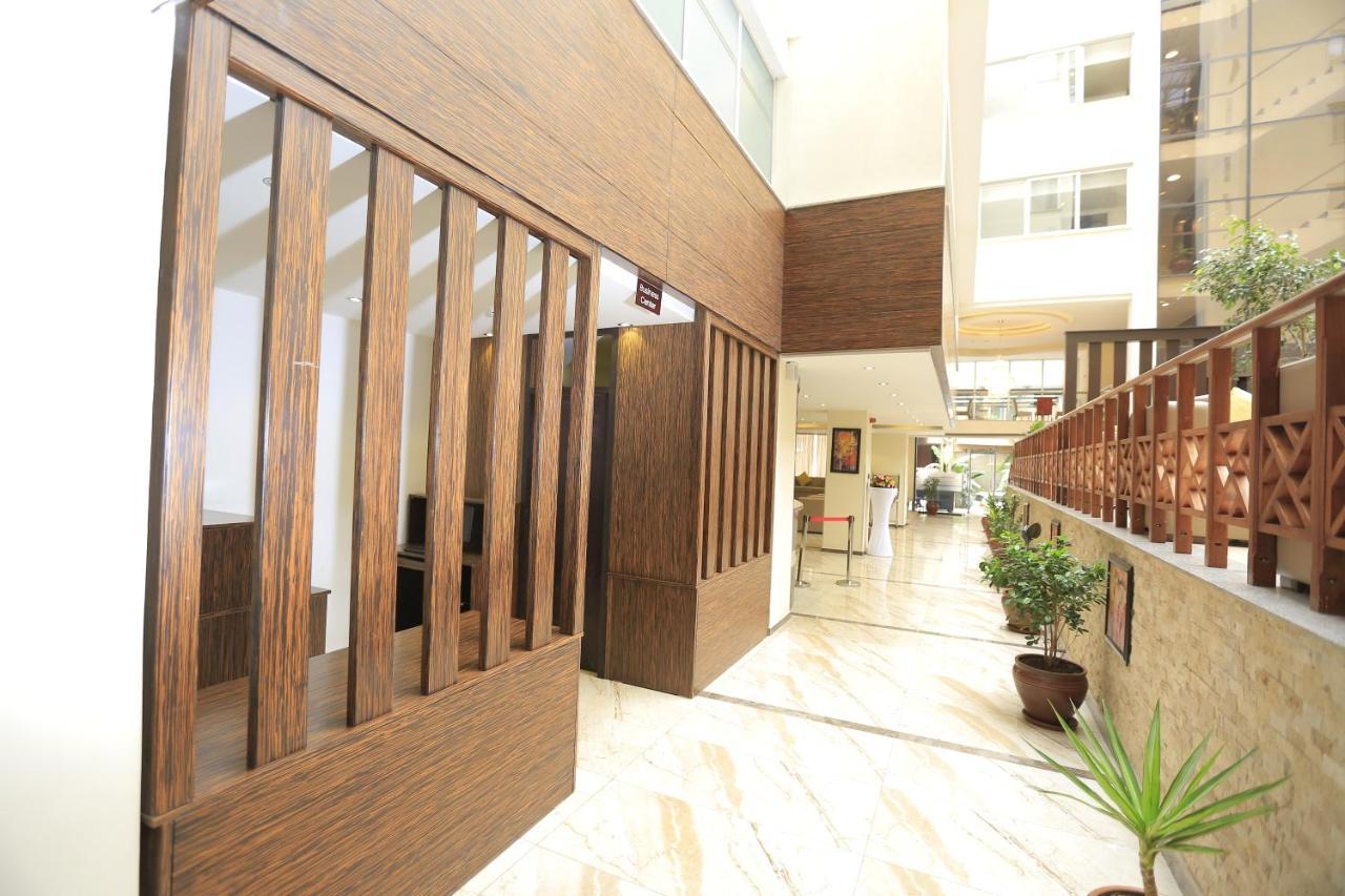 Cassiopeia Hotel Addis Ababa Exterior photo