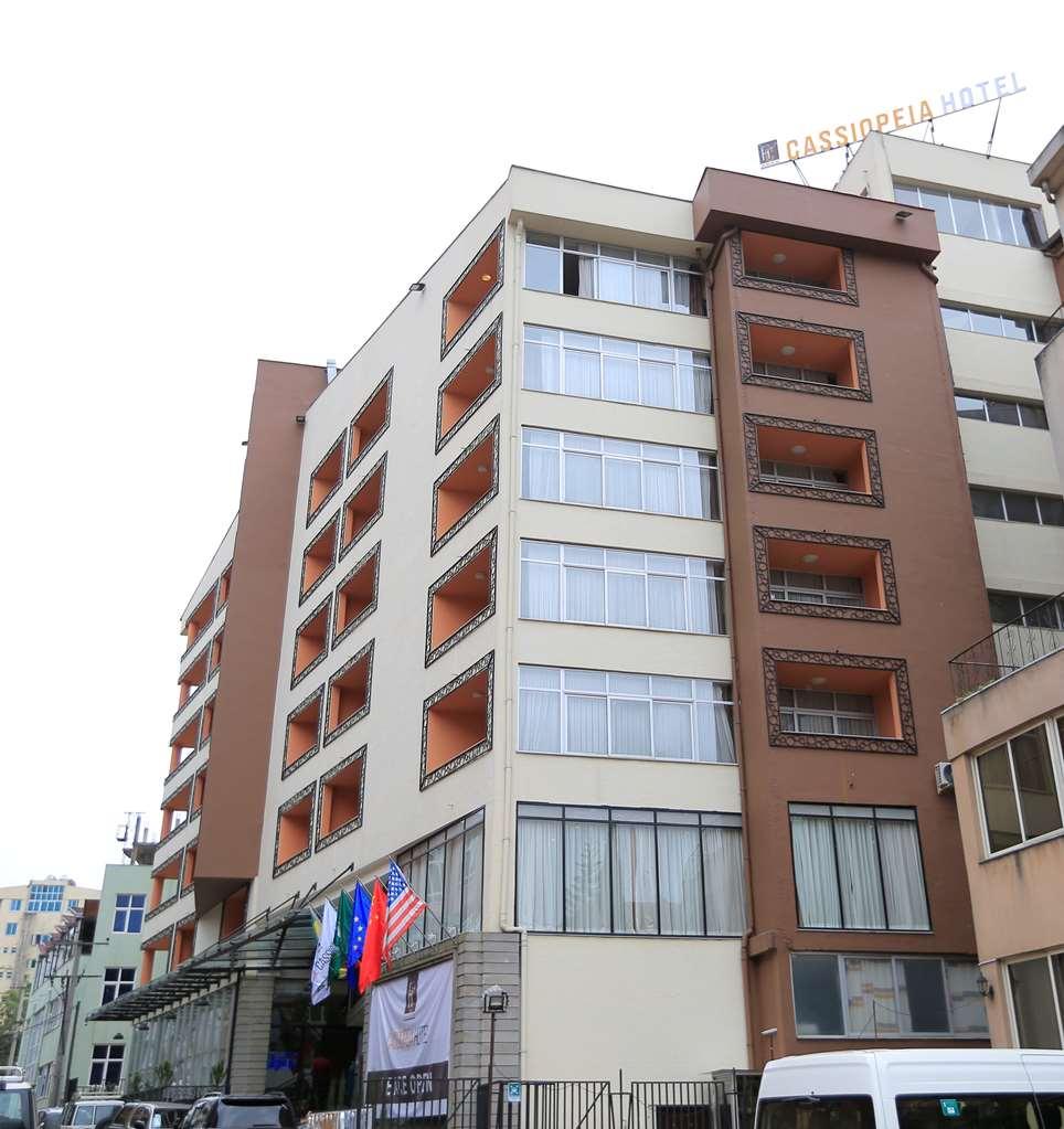 Cassiopeia Hotel Addis Ababa Exterior photo