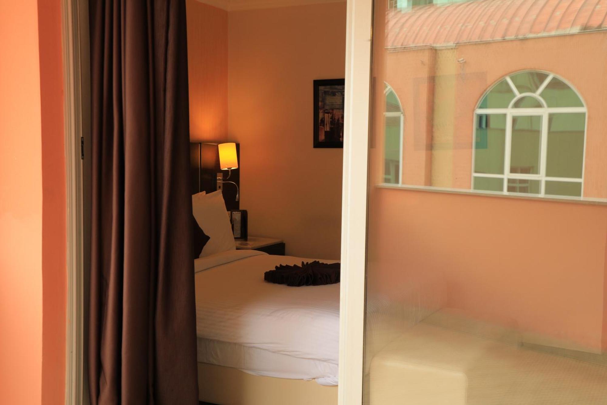 Cassiopeia Hotel Addis Ababa Exterior photo